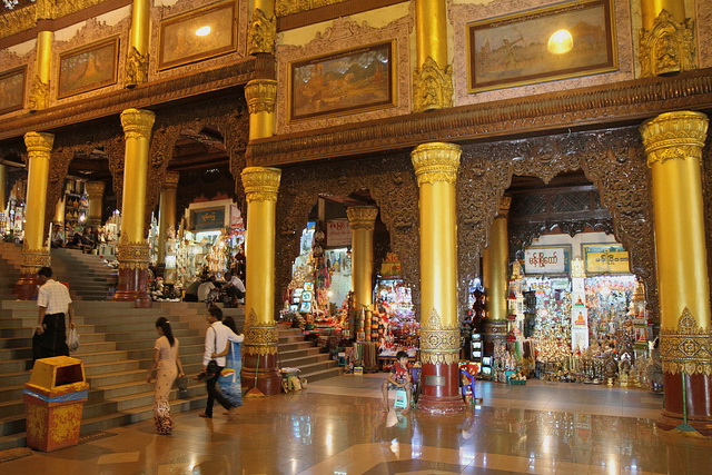 Shwedagon Pagoda entrance